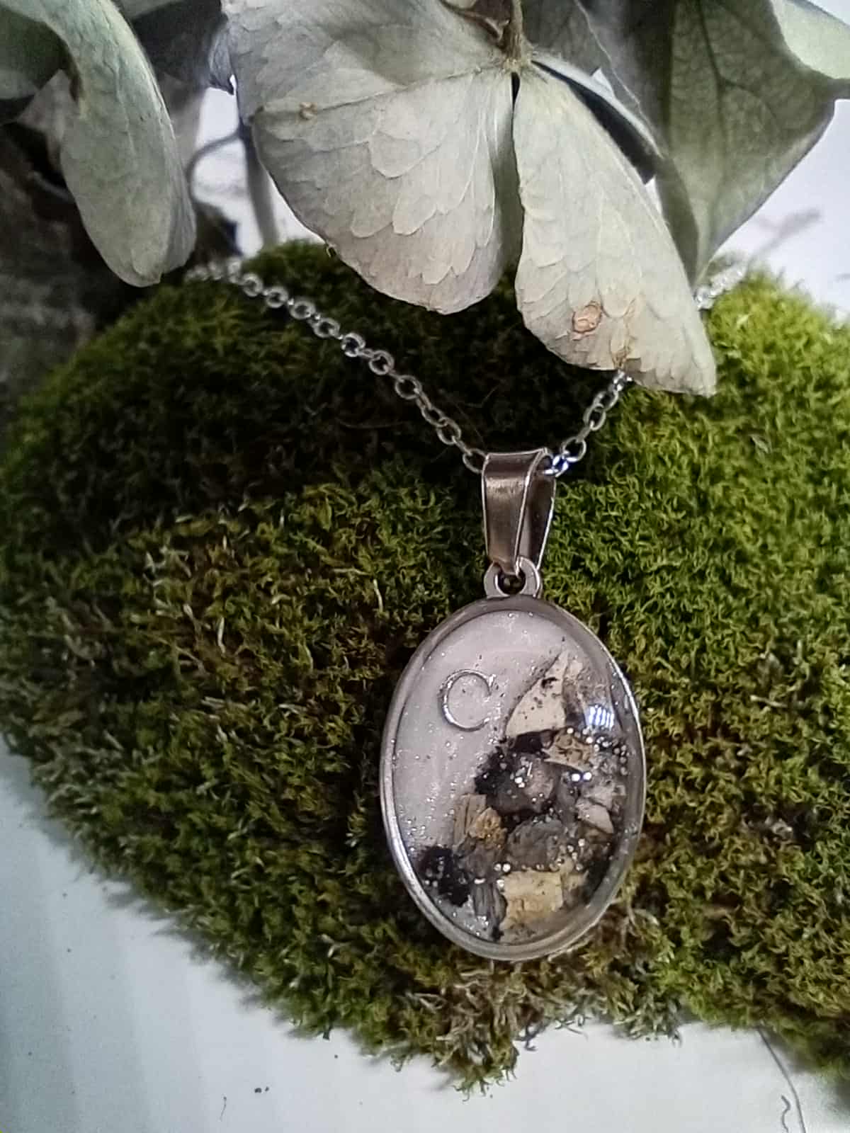 Prívesok nerez ovál 2,1cm
